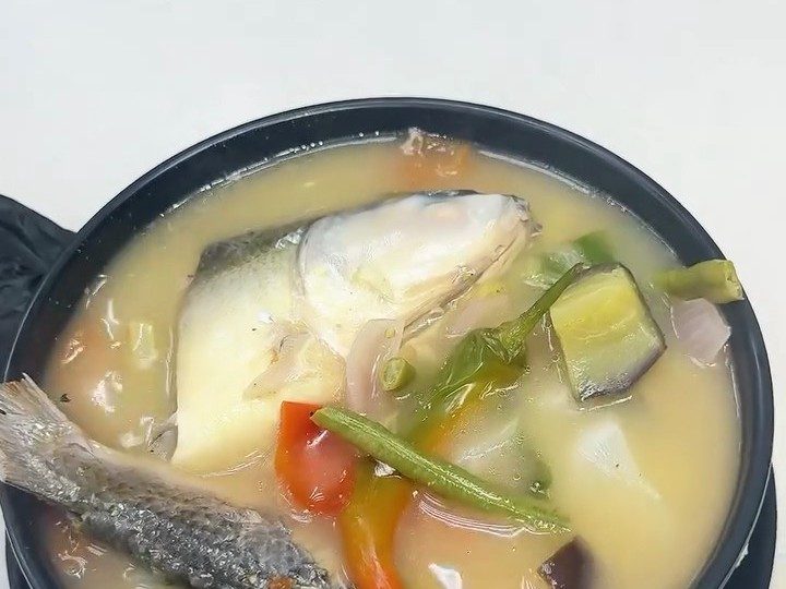 Fish soup with vegetables